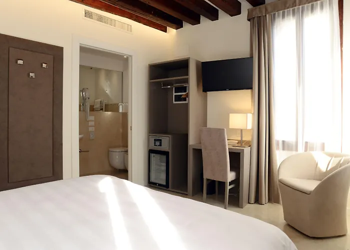 Hotel Leone Venecia