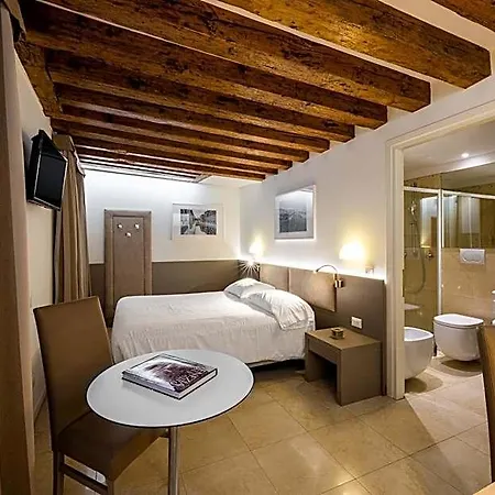 Leone Venedig