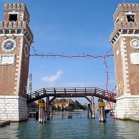 Leone 3* Venedig