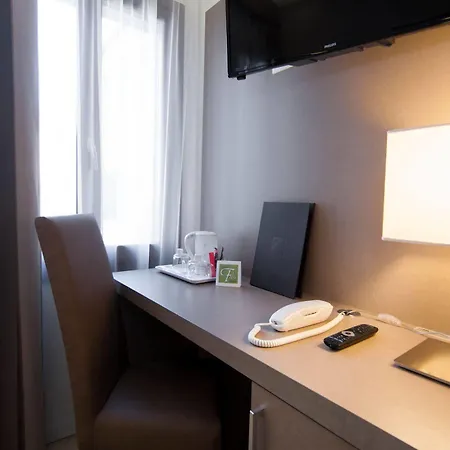 Leone Otel