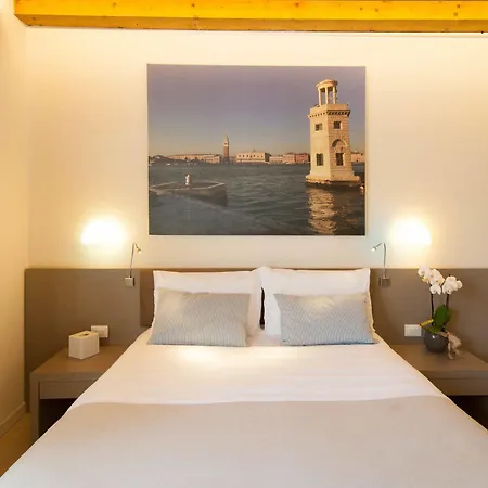 Leone Otel 3*