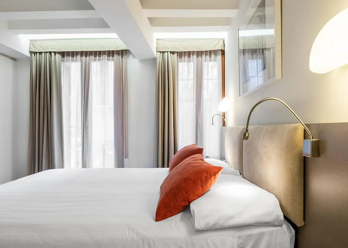 Hotel Leone 3*