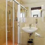 Leone Hotel