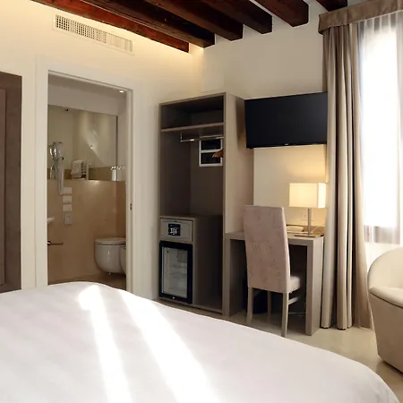 Otel Leone Venedik